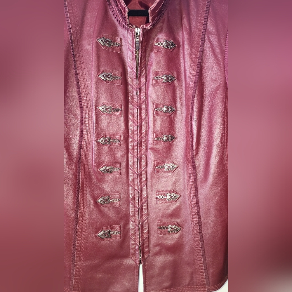 ✨️Chic Burgundy Leather Blazer Jacket✨️ - Picture 2 of 10